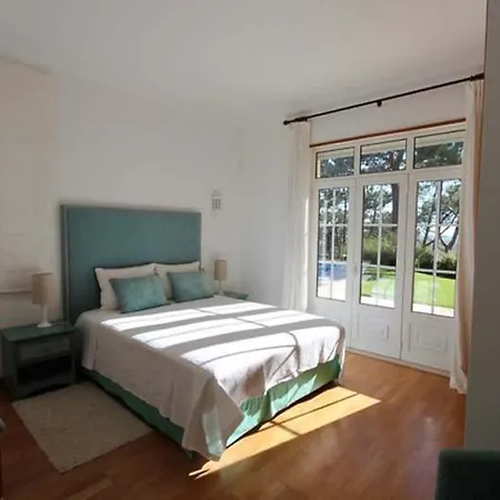 Sleeps 12 Pool Air Con T610358 *